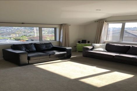 Photo of property in 41 Nimstedt Avenue, Oteha, Auckland, 0632