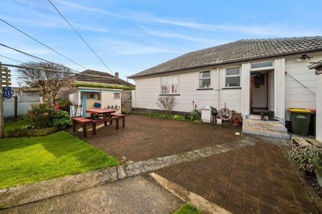 Photo of property in 45 Reid Avenue, Hawera, 4610