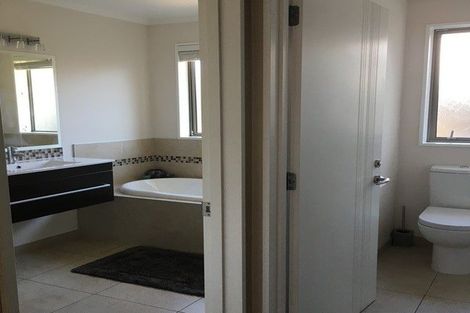 Photo of property in 8 Moa Street, Pegasus, 7612