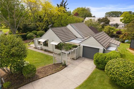 Photo of property in 19 Kingfisher Way, Te Kowhai, Hamilton, 3288