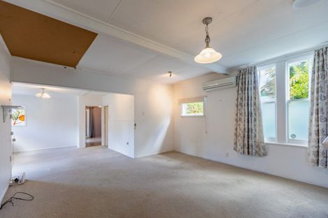 Photo of property in 25 Carruthers Street, Otane, 4202