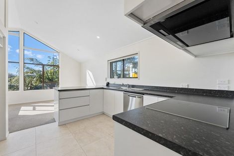 Photo of property in 21 Nevada Drive, Merrilands, New Plymouth, 4312