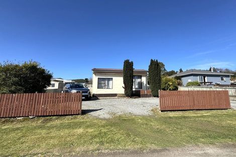 Photo of property in 82 Salcombe Street, Kaitangata, 9210