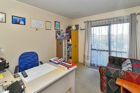 Photo of property in 9 Ambedkar Way, Pukekohe, 2120
