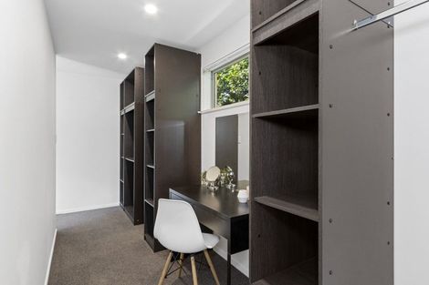 Photo of property in 1e Thorrington Lane, Cashmere, Christchurch, 8022