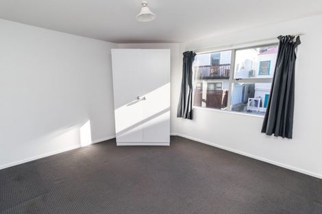 Photo of property in 4/27 Drummond Street, Mount Cook, Wellington, 6021