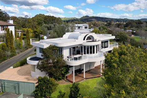 Photo of property in 14 Woodford Heights, Havelock North, 4130