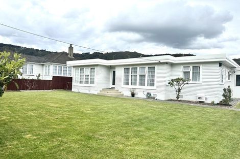 Photo of property in 18 Langford Street, Naenae, Lower Hutt, 5011