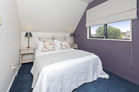 Photo of property in 57 Main Road, Redcliffs, Christchurch, 8081