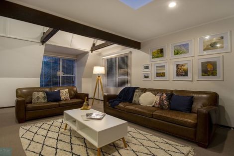 Photo of property in 21 Solander Place, Whitby, Porirua, 5024