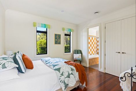 Photo of property in 21 Penwood Close, East Tamaki Heights, Auckland, 2016