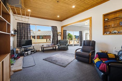 Photo of property in 10 Keatoa Terrace, Owaka, 9535