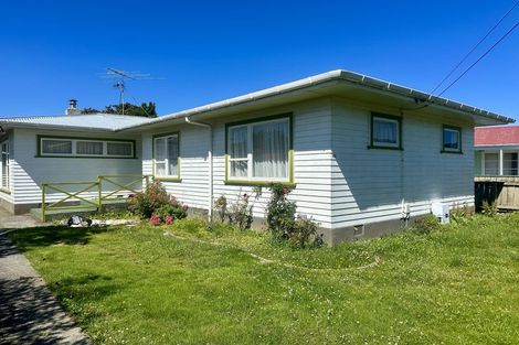 Photo of property in 60 Karamu Crescent, Wainuiomata, Lower Hutt, 5014