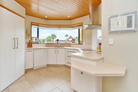 Photo of property in 2/2 Kintyre Drive, Broomfield, Christchurch, 8042