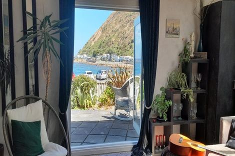 Photo of property in 50 Owhiro Bay Parade, Owhiro Bay, Wellington, 6023