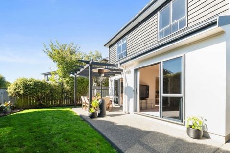 Photo of property in 2c Observatory Close, Whitby, Porirua, 5024