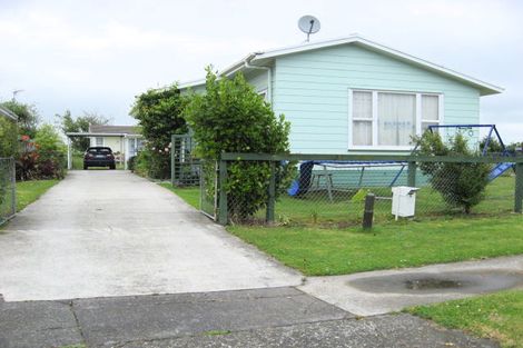 Photo of property in 8 Molesworth Place, Mangere, Auckland, 2022