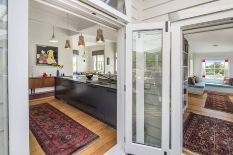 Photo of property in 38 Albert Road, Devonport, Auckland, 0624