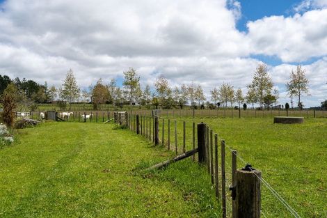 Photo of property in 33 Signal Road, Okaihau, 0475
