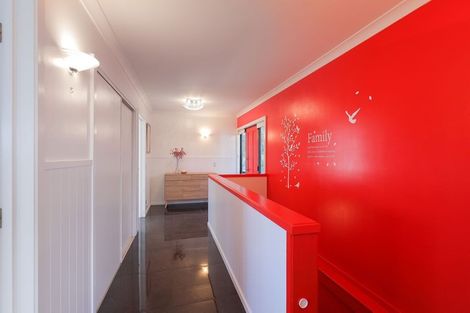 Photo of property in 1 Kamahi Way, Tahunanui, Nelson, 7011