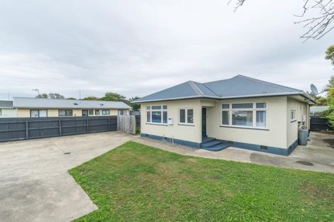 Photo of property in 20 Milson Line, Roslyn, Palmerston North, 4414