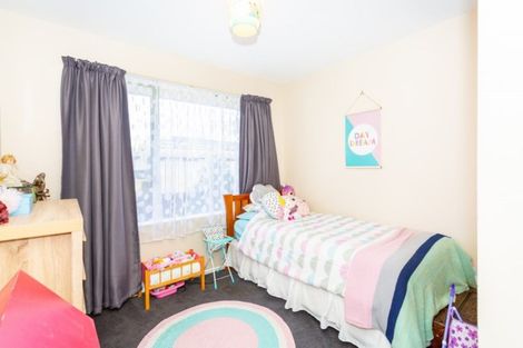 Photo of property in 19 Thistledown Place, Woolston, Christchurch, 8062