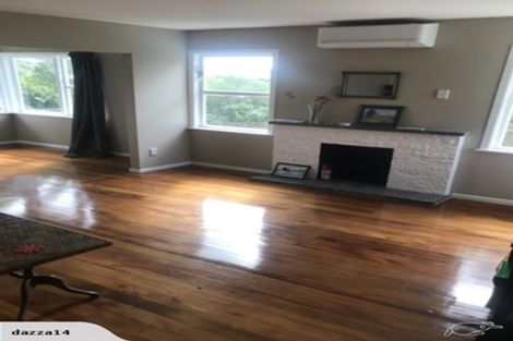 Photo of property in 35 Oswald Crescent, Paparangi, Wellington, 6037