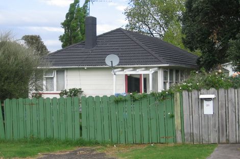 Photo of property in 33 Hill Crescent, New Lynn, Auckland, 0600