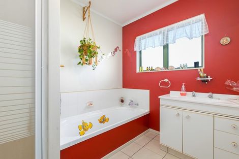 Photo of property in 44a Percy Road, Papamoa Beach, Papamoa, 3118
