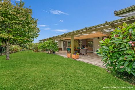 Photo of property in 10 Heron Crescent, Katikati, 3129