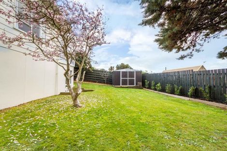 Photo of property in 33 Thimble Lane, Whitby, Porirua, 5024