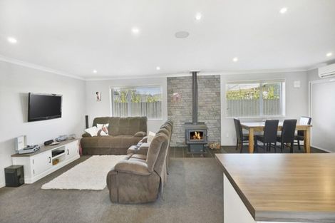 Photo of property in 27 Spring Place, Leeston, 7632