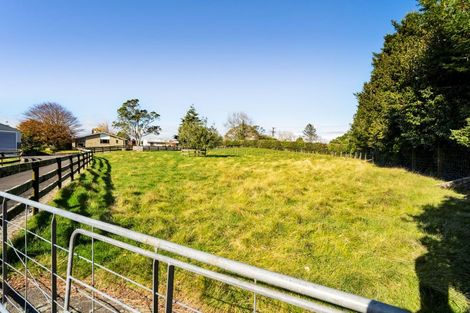 Photo of property in 97 Manutahi Road, Tarurutangi, New Plymouth, 4372