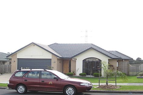 Photo of property in 118 Charles Prevost Drive, The Gardens, Auckland, 2105
