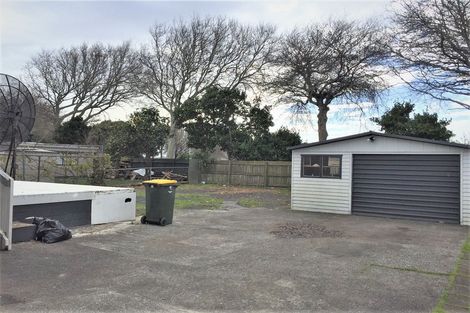 Photo of property in 15 Kohinoor Avenue, Mangere, Auckland, 2022