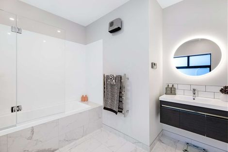 Photo of property in Wooing Tree Vineyard Ltd, 13 Vintage Street, Cromwell, 9310