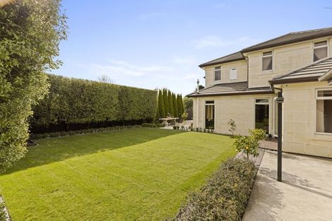 Photo of property in 68 Willowview Drive, Redwood, Christchurch, 8051