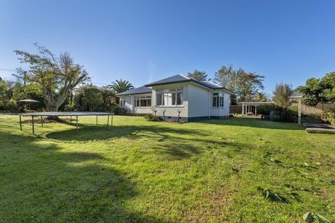 Photo of property in 46 Carthew Street, Okato, 4335