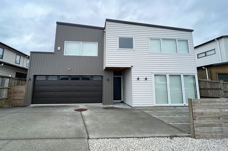 Photo of property in 33 Riroriro Road, Hobsonville, Auckland, 0616