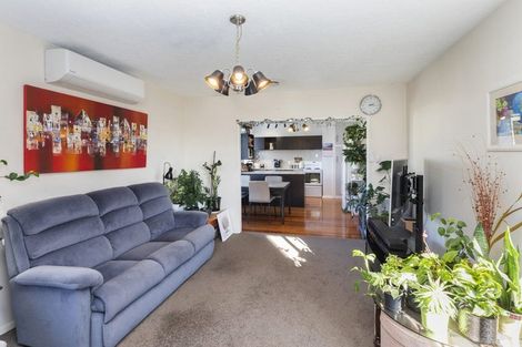 Photo of property in 3 Clipper Place, Redwood, Christchurch, 8051