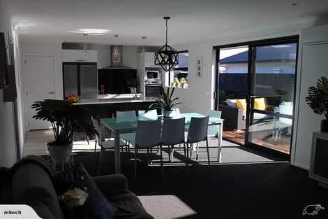 Photo of property in 11 Fuller Street, Papamoa Beach, Papamoa, 3118