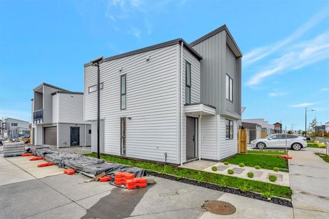 Photo of property in 24a Clayden Shuttleworth Street, Papakura, 2110