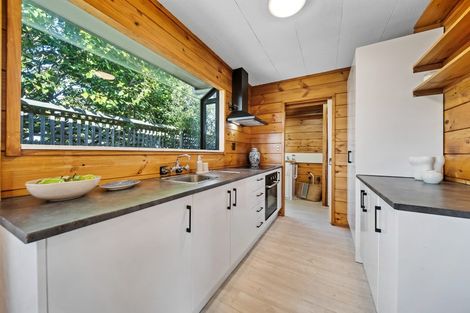 Photo of property in 2/74 Aorangi Road, Bryndwr, Christchurch, 8053