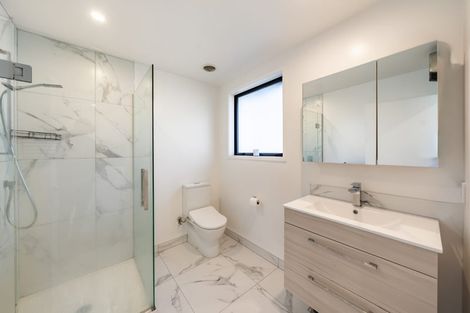 Photo of property in 7/97 Whites Line East, Waiwhetu, Lower Hutt, 5010
