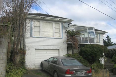Photo of property in 10 Gawler Grove, Wainuiomata, Lower Hutt, 5014