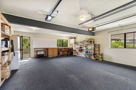 Photo of property in 30 Satara Crescent, Khandallah, Wellington, 6035