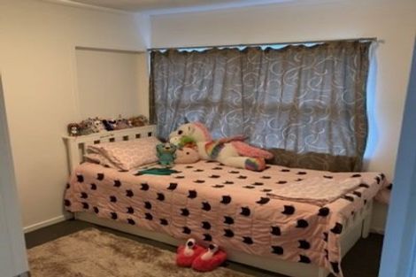 Photo of property in 45 Hogans Road, Glenfield, Auckland, 0629