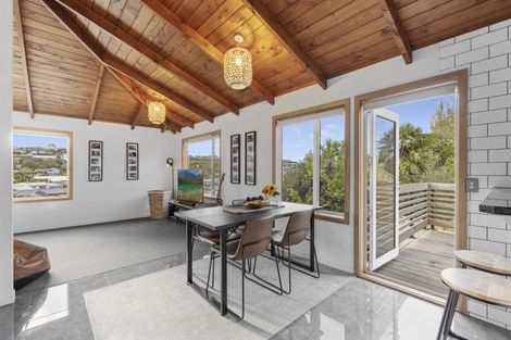 Photo of property in 132 Hinewa Road, Otumoetai, Tauranga, 3110