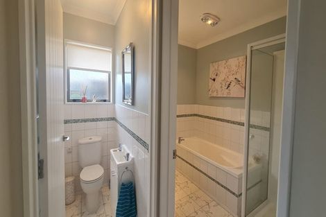 Photo of property in 5 Manhattan Court, Paraparaumu Beach, Paraparaumu, 5032