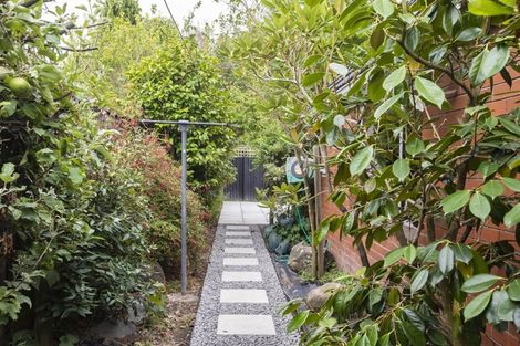 Photo of property in 443 Avonhead Road, Avonhead, Christchurch, 8042